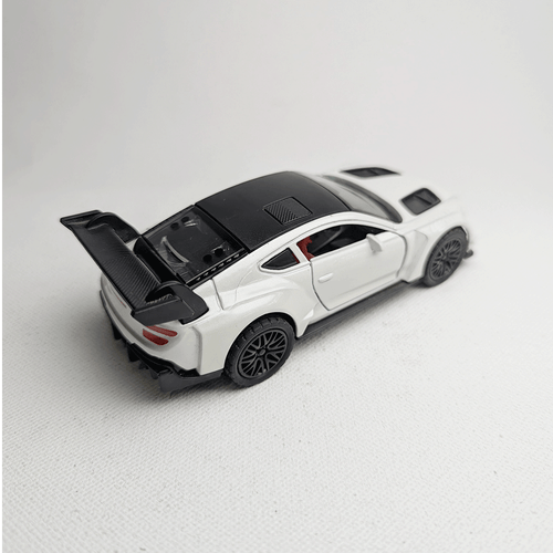 1:36 Continental GT3 Metal Car Diecast White