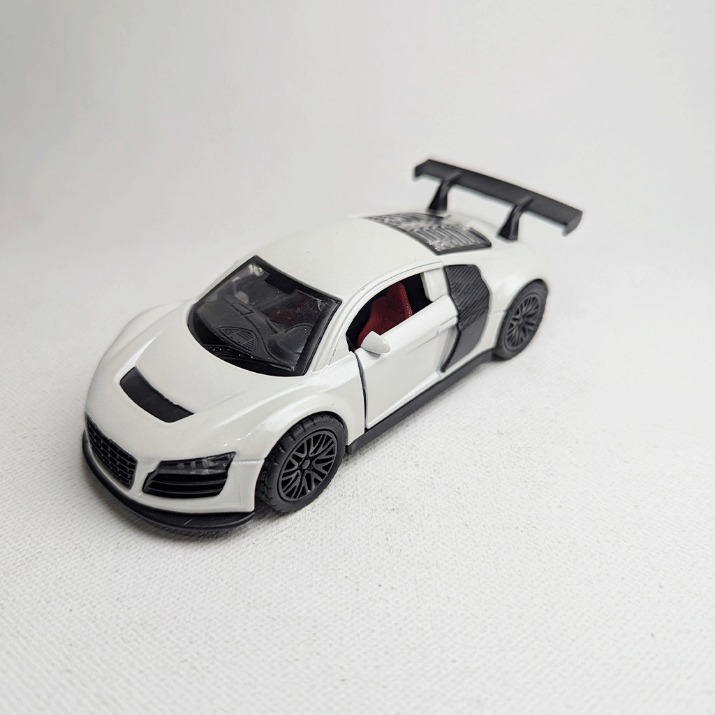 1:36 R8 Metal Car Diecast White