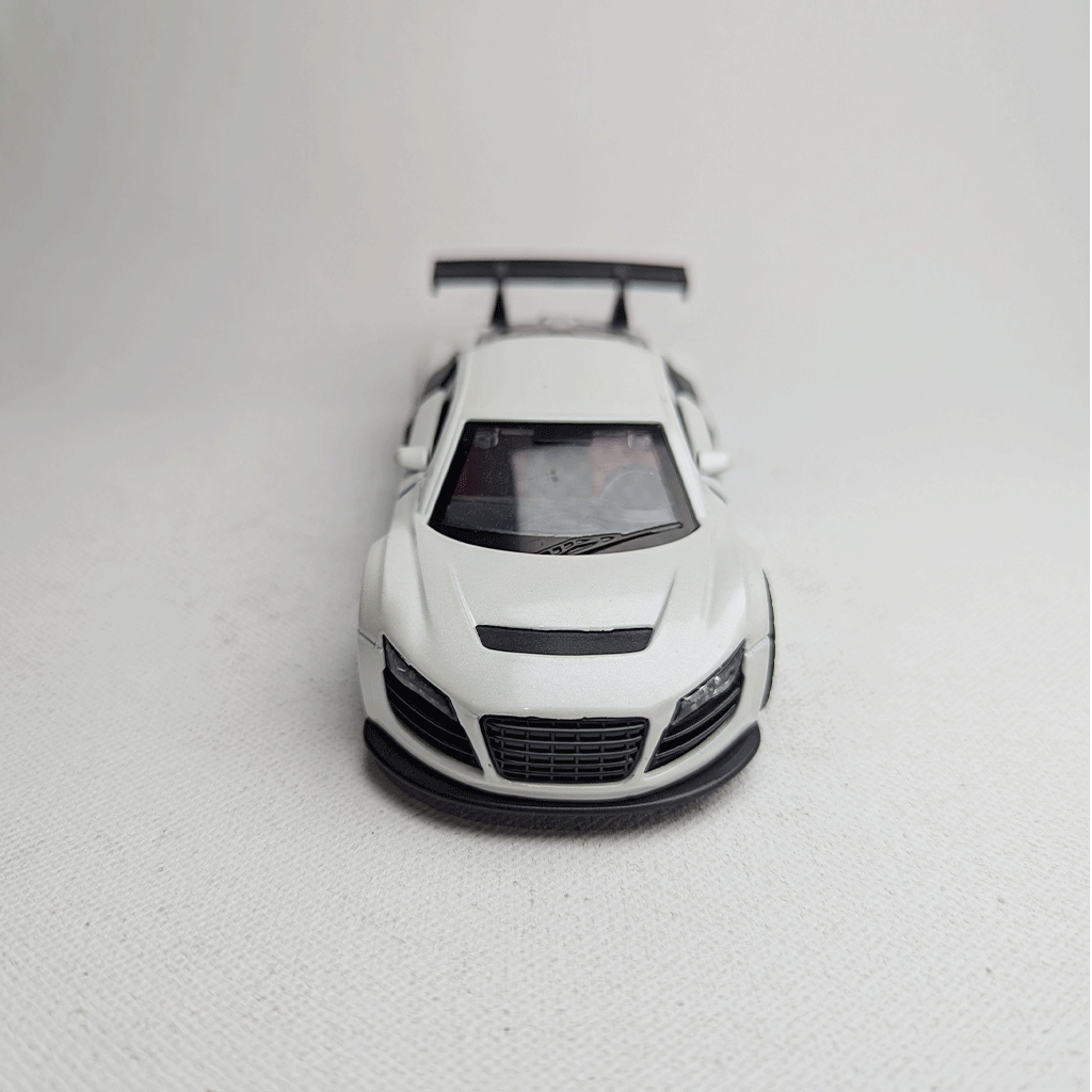 1:36 R8 Metal Car Diecast White