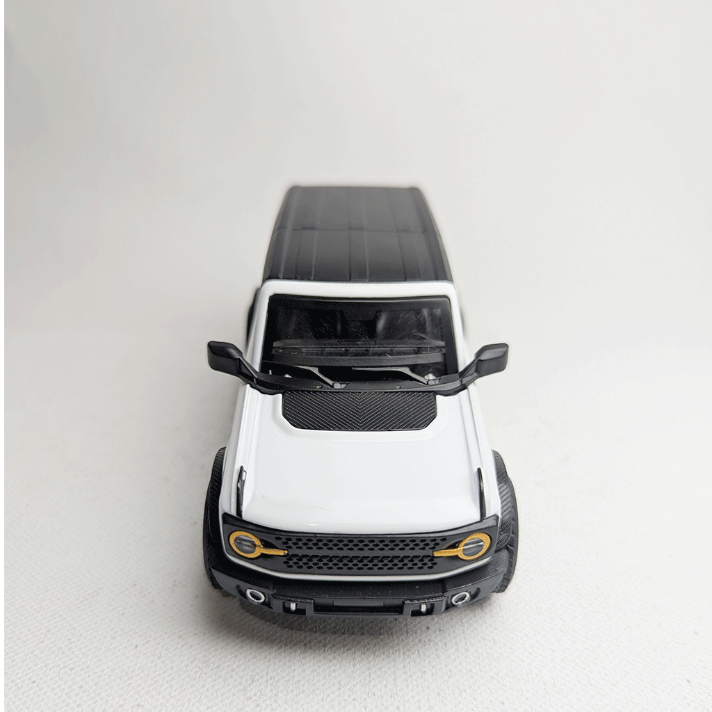 1:36 Bronco Metal Car Diecast White