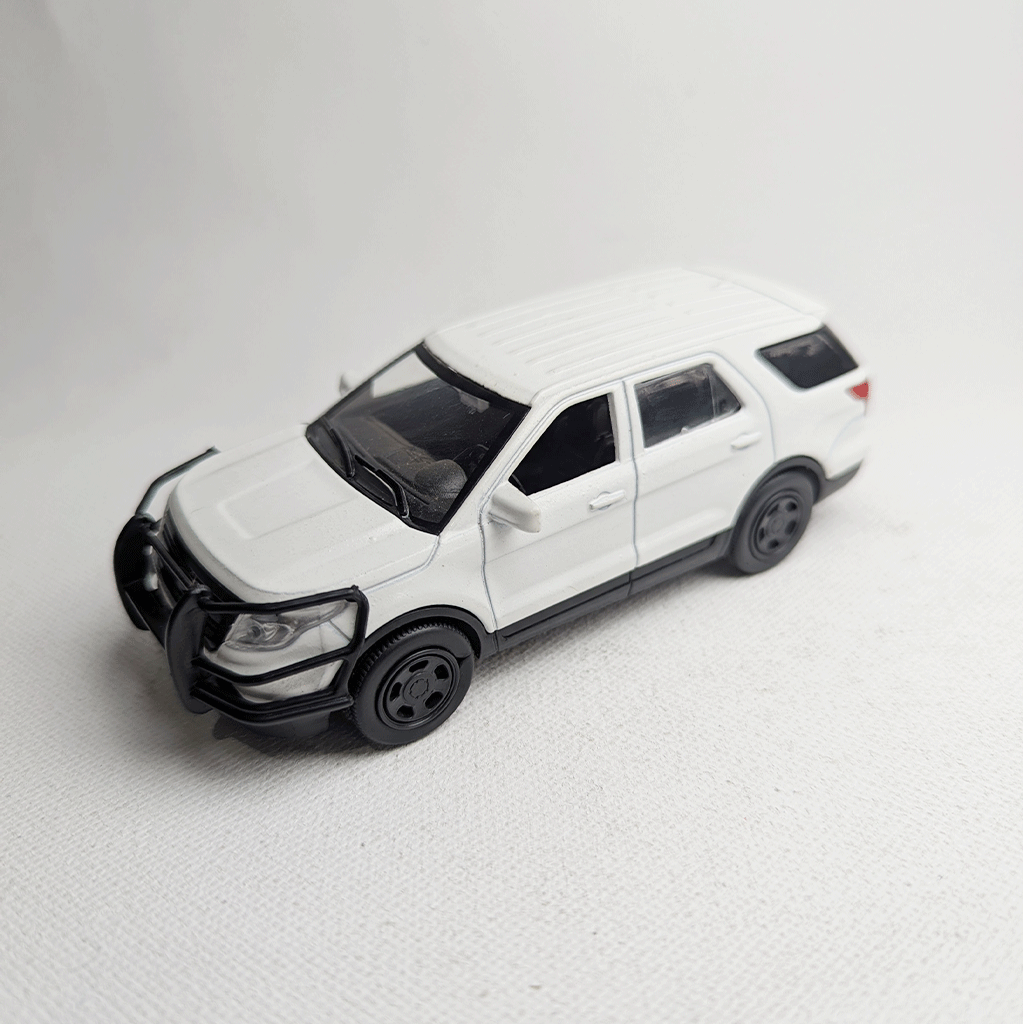 1:36 Ford Metal Diecast White