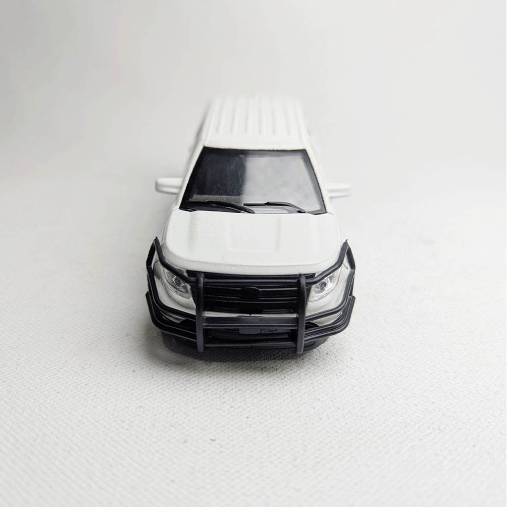 1:36 Ford Metal Diecast White