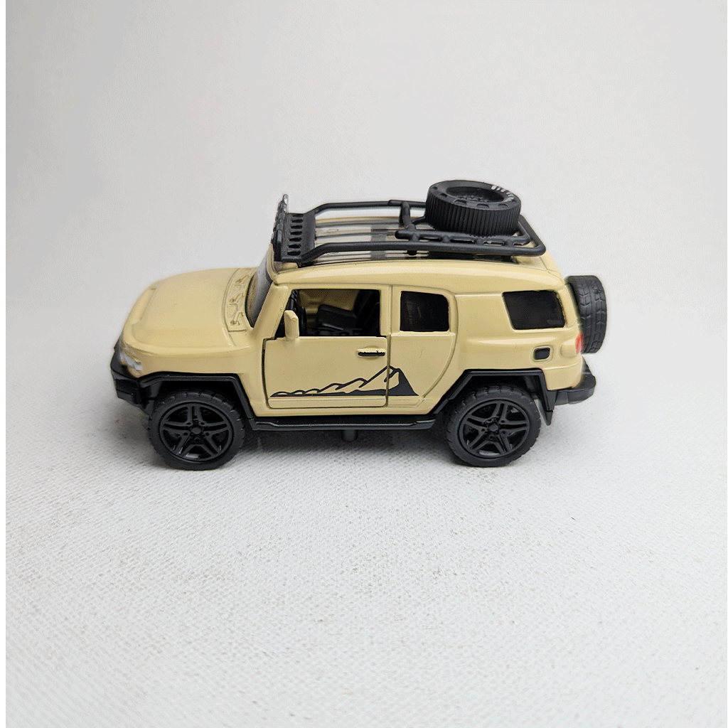 1:36 FJ Cruiser Metal Diecast Cream
