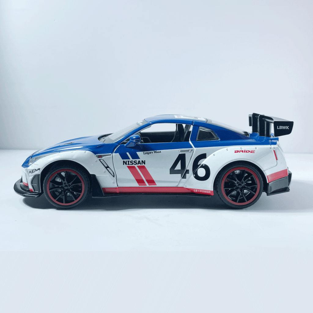 1:24 Nissan GTR R35 Skyline