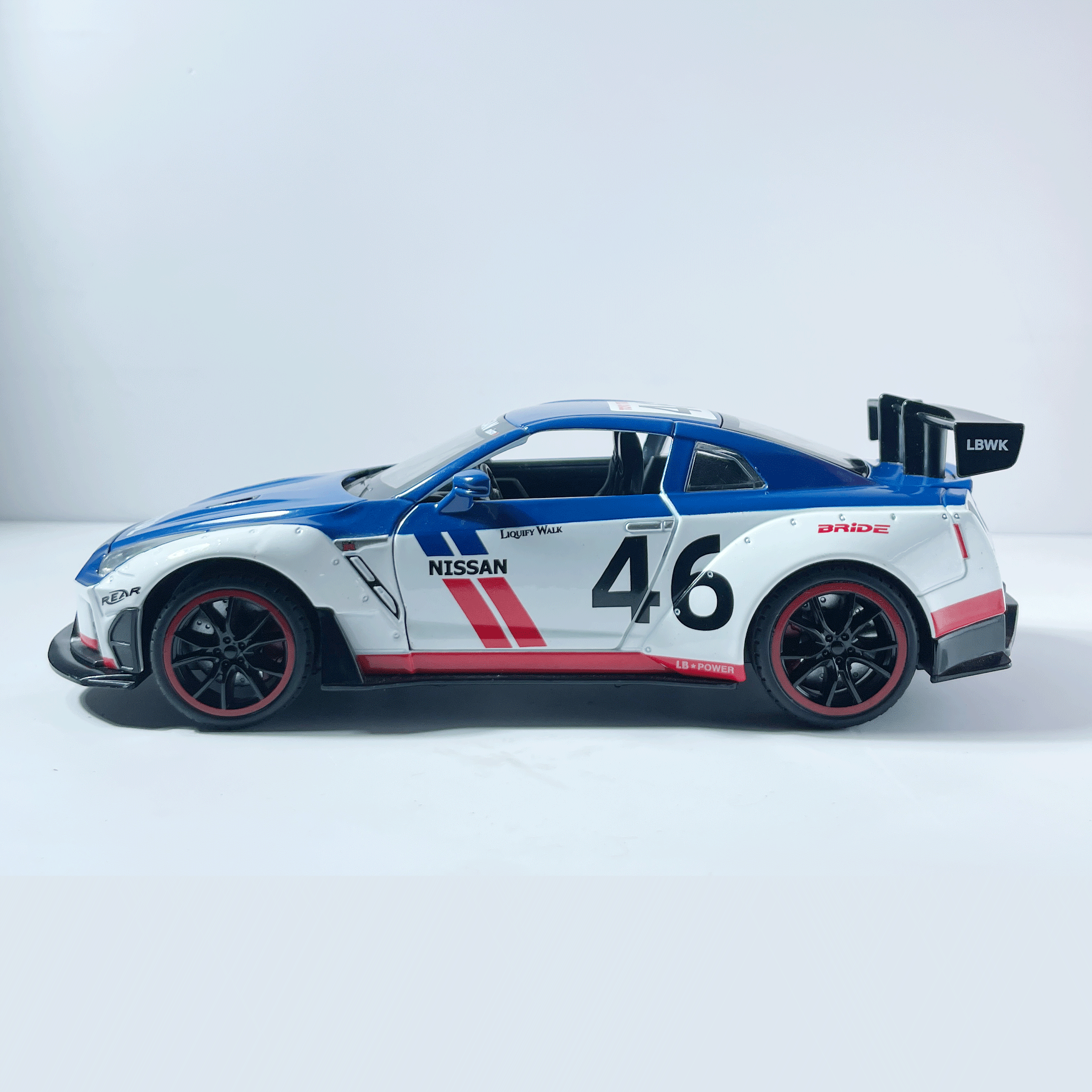 1:24 Nissan GTR R35 Skyline