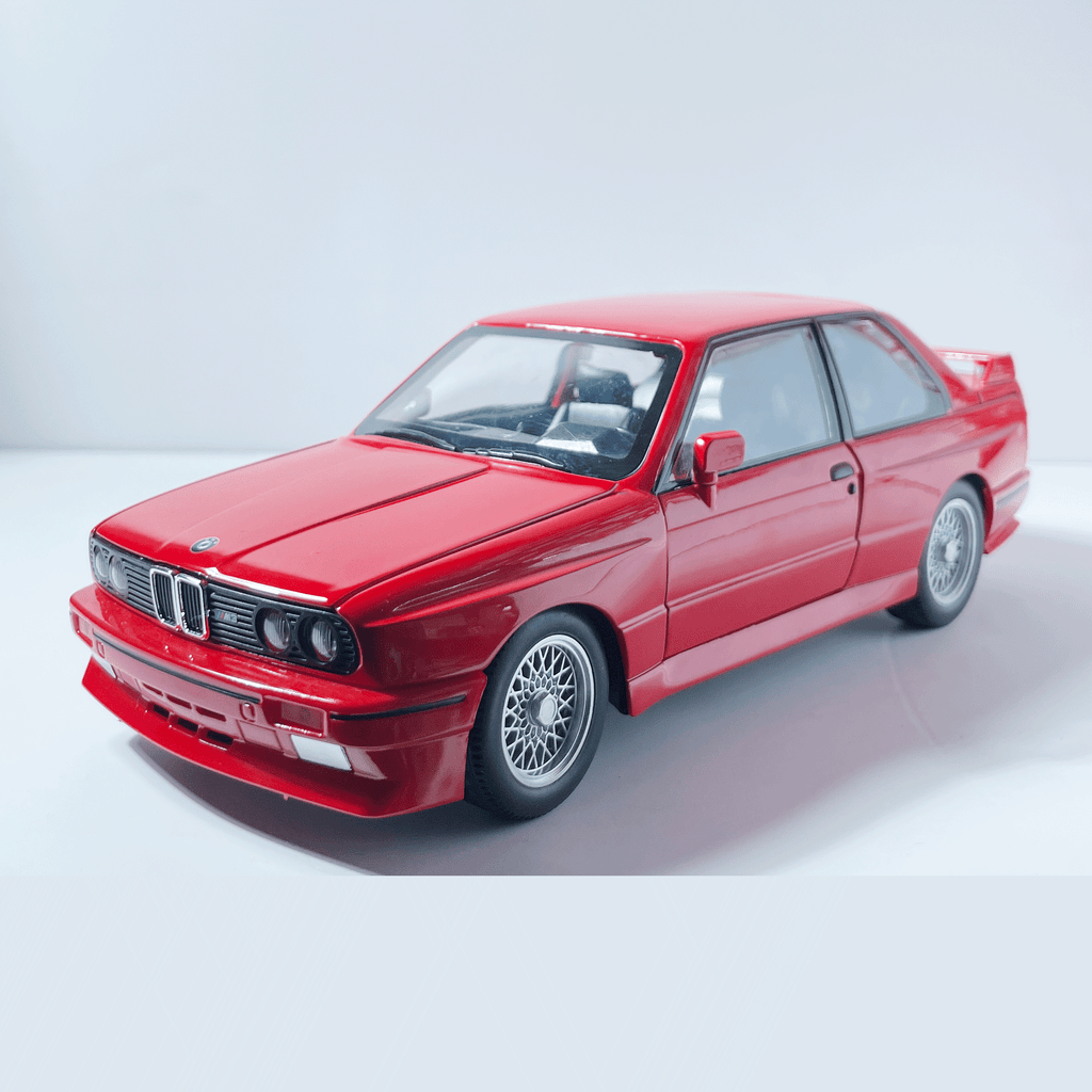 1:24 BMW M3 E30 Red