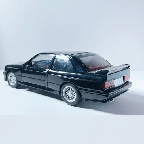 1:24 BMW M3 E30 Black