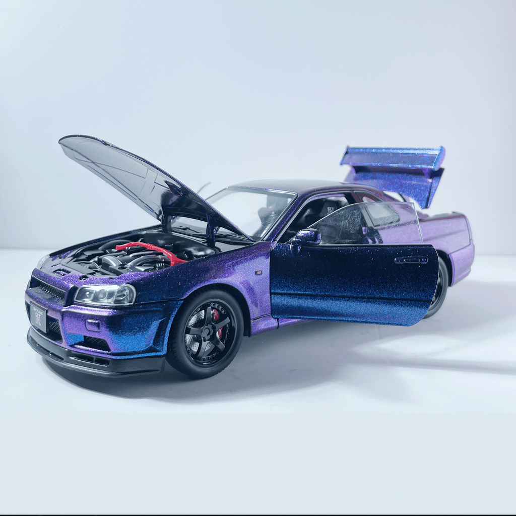 1:24 Nissan GTR R34 Skyline color-shift