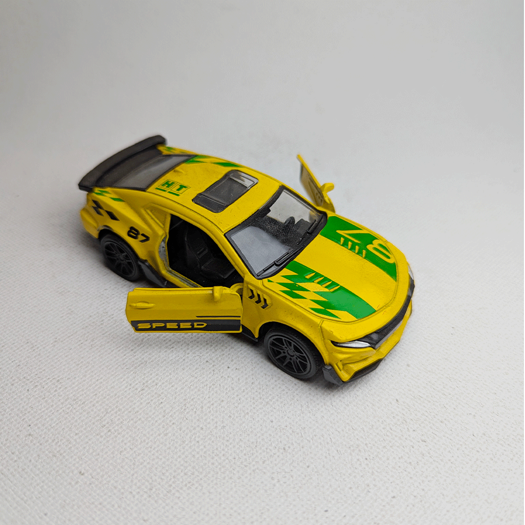 1:43 Camero Metal Diecast Car Yellow with Green Grafics