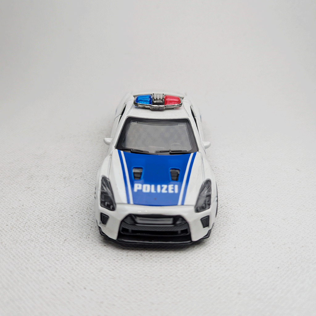 1:43 R35 Police Metal Diecast White