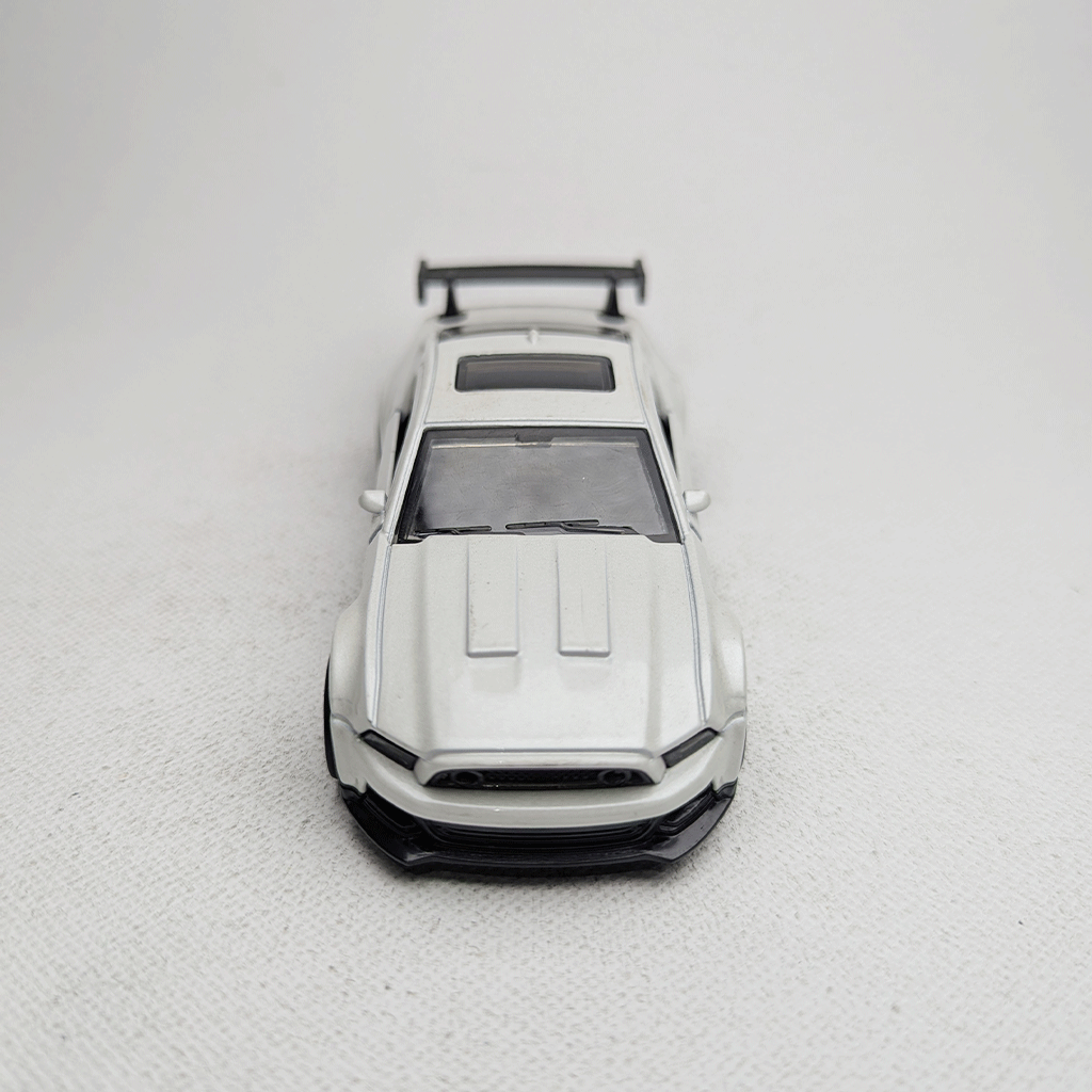 1:43 Mustang White Metal Diecast