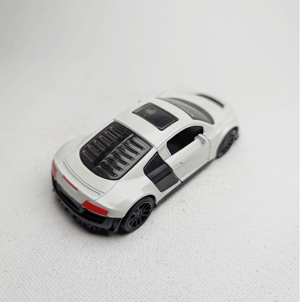 1:43 Audi R8 Metal Diecast White