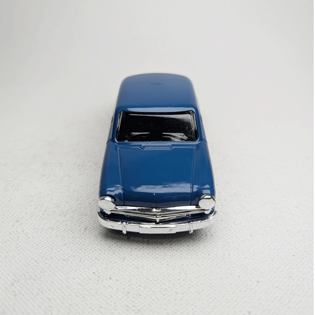 1:43 Vintge 80s Metal Diecast Navy Blue
