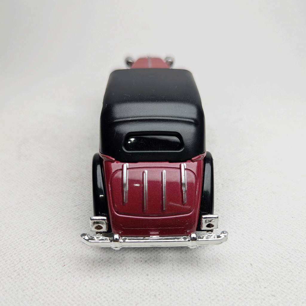 1:43 Vintge 70s Metal Diecast Maroon