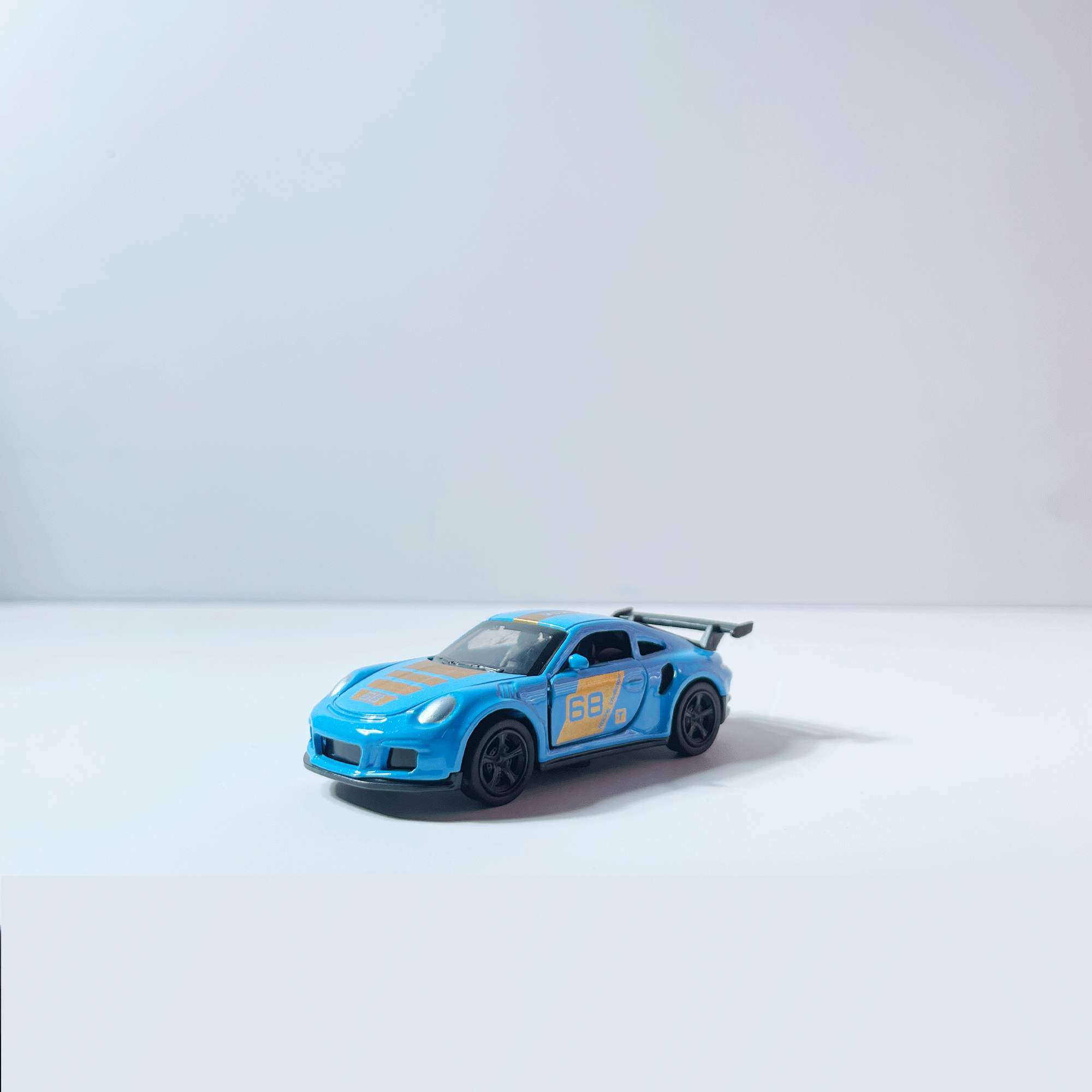 1:64 Porsche 911 Blue