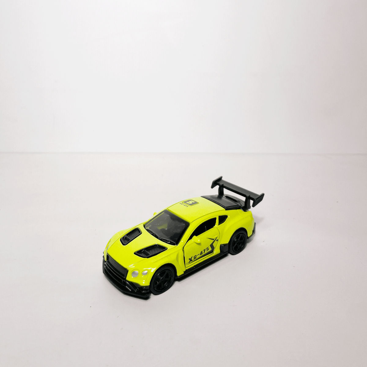 1:64 GT Lime Yellow