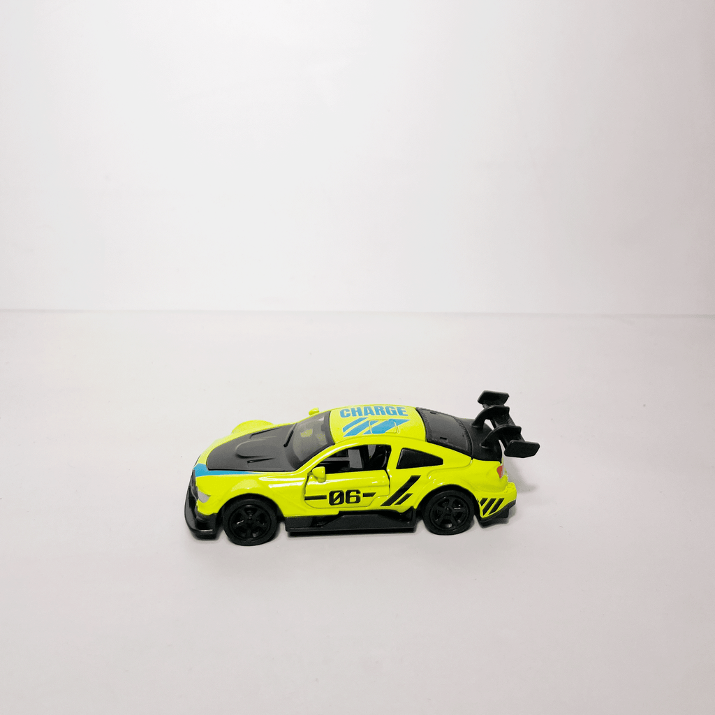 1:64 M4 DTM with Graphics Lime Yellow
