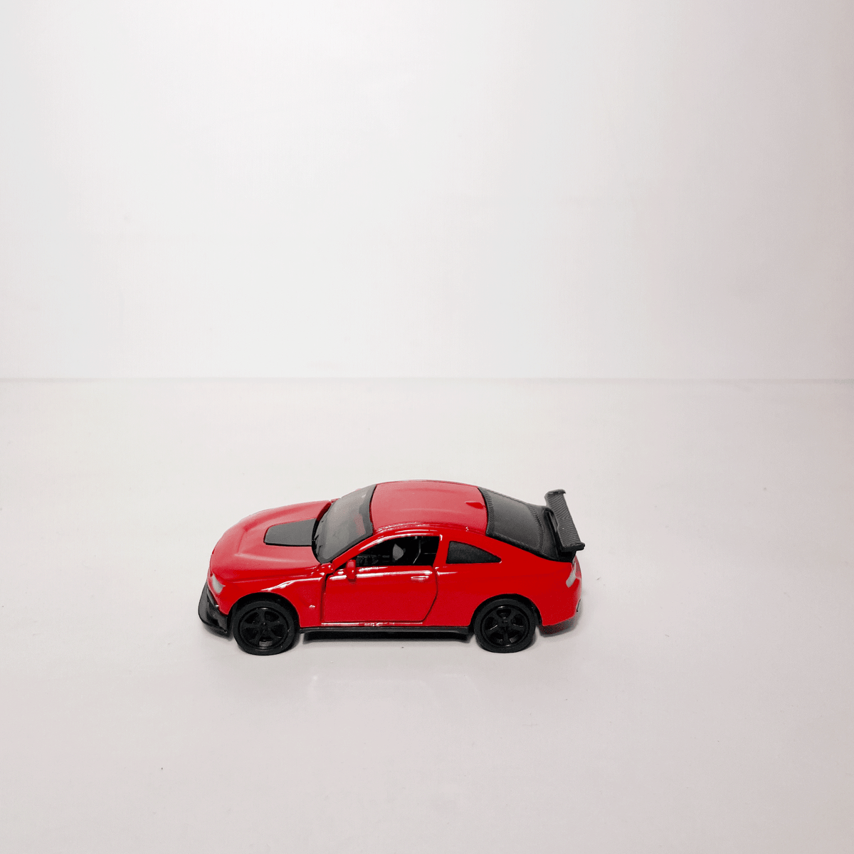 1:64 M2 Red
