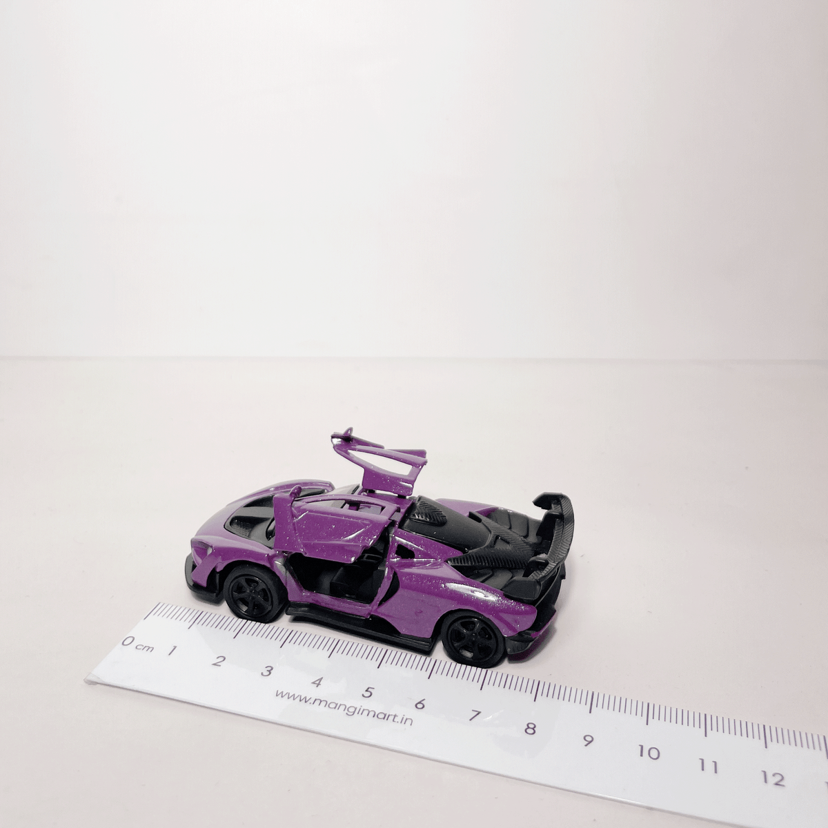 1:64 Sena Violet