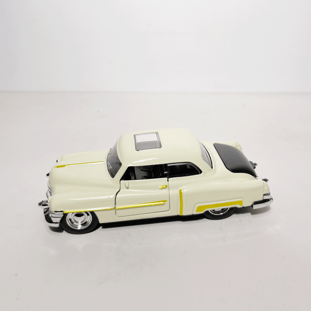 1:43 Cadillac Cream