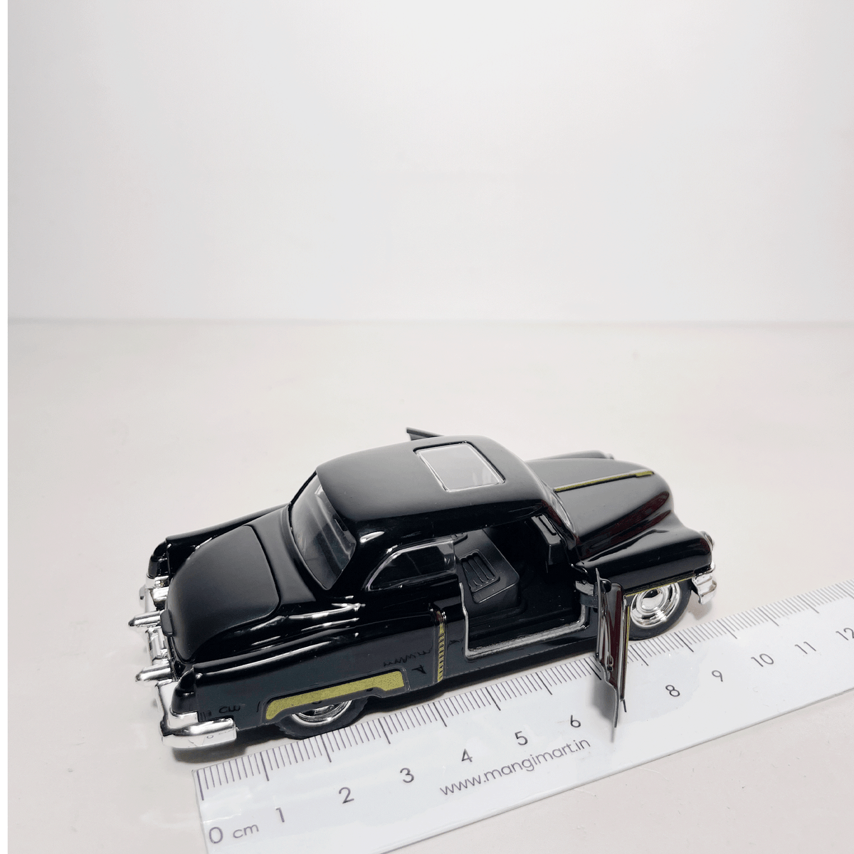 1:43 Cadillac Black