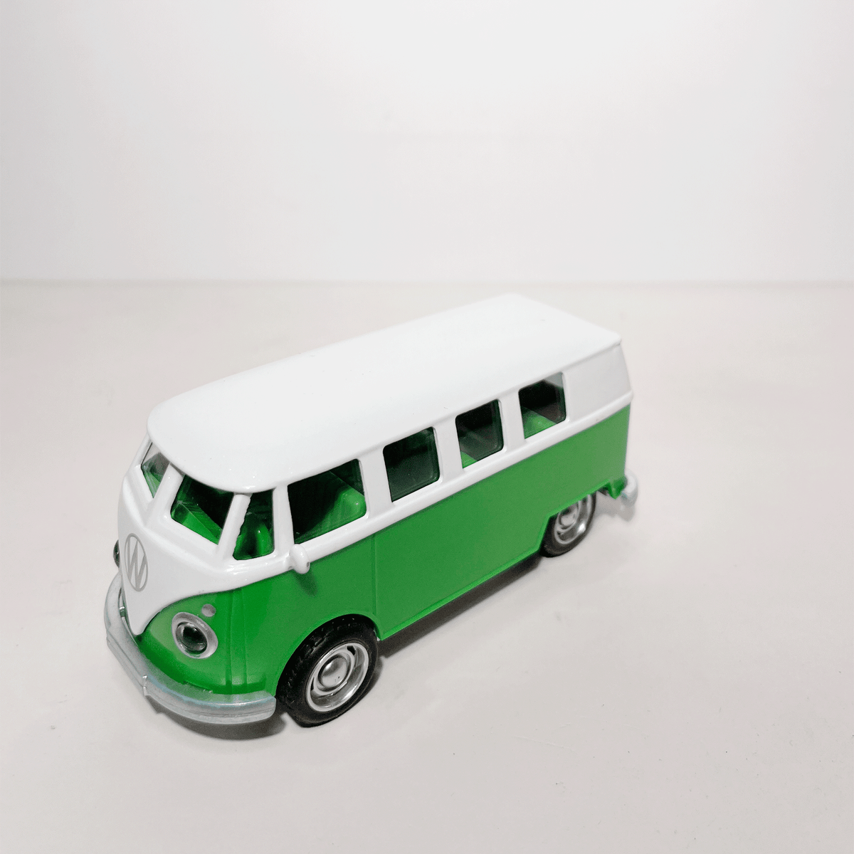 1:43 VW Van Green