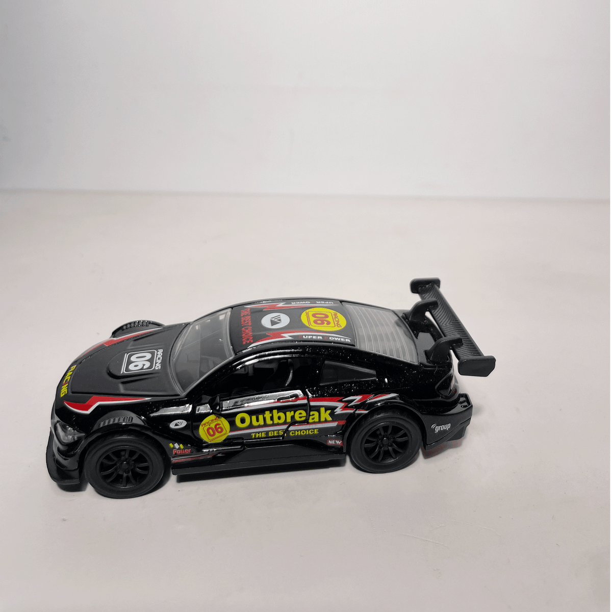 1:43 Outbreak 66 M4 Racing Car