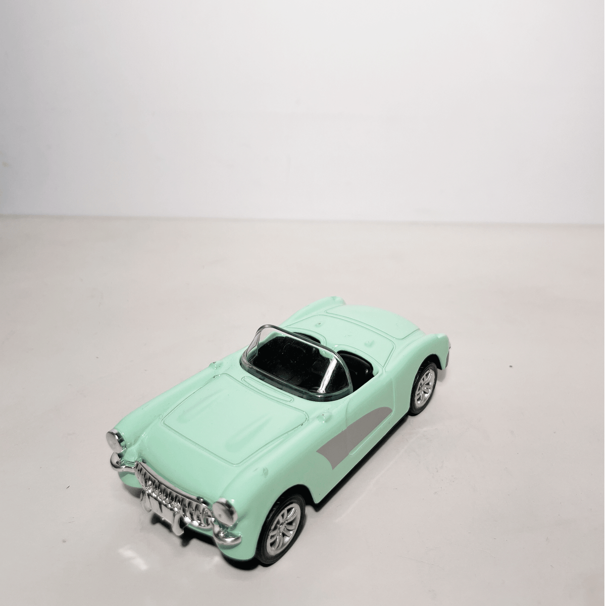 1:43 Classic Convertible Mint Green