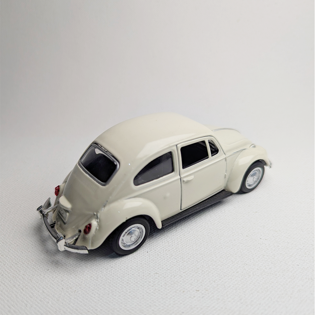 1:36 Beetle Metal Diecast Car Cream