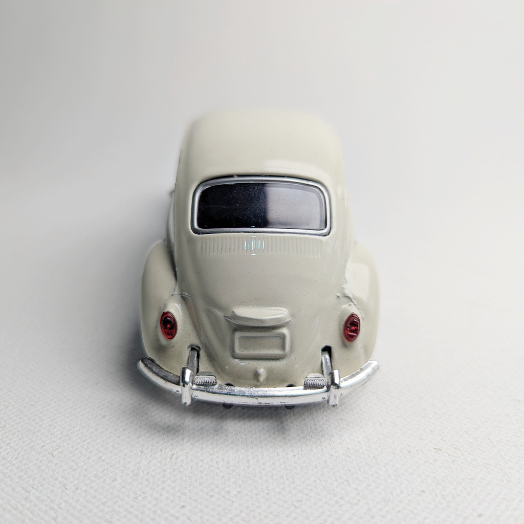 1:36 Beetle Metal Diecast Car Cream