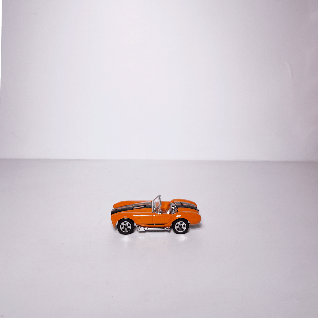 1:64 Cobra Orange