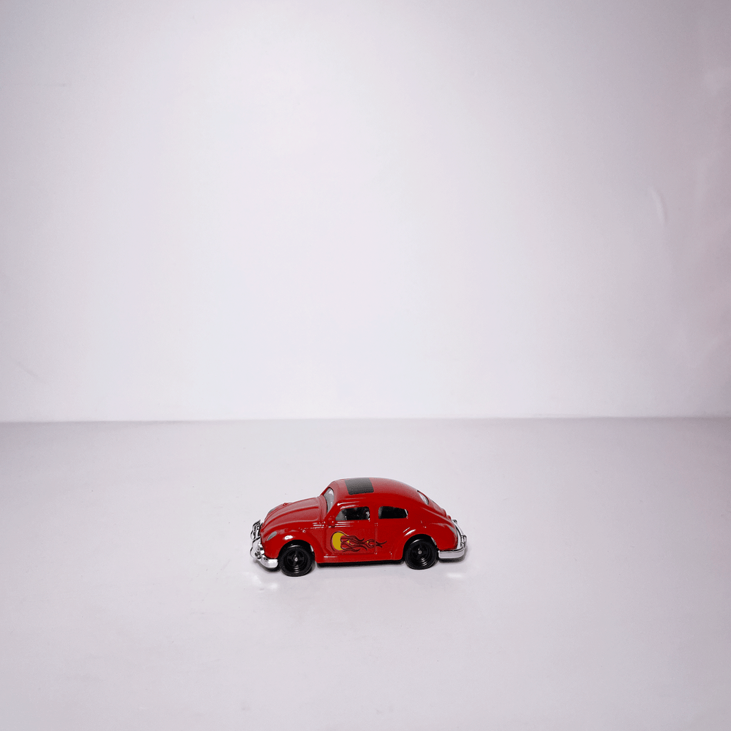 1:64 Beetle Red
