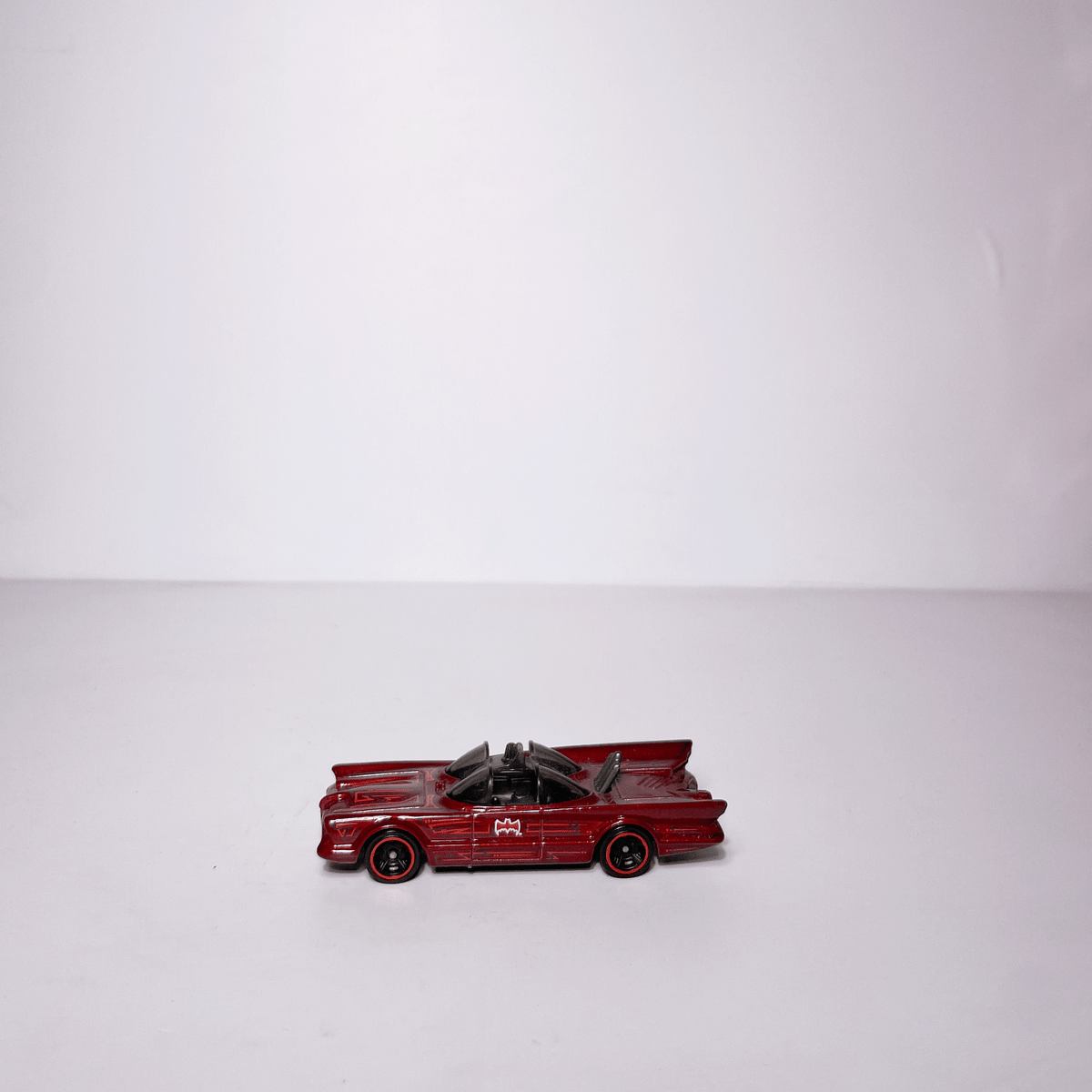 1:64 HotWheels Batmobile