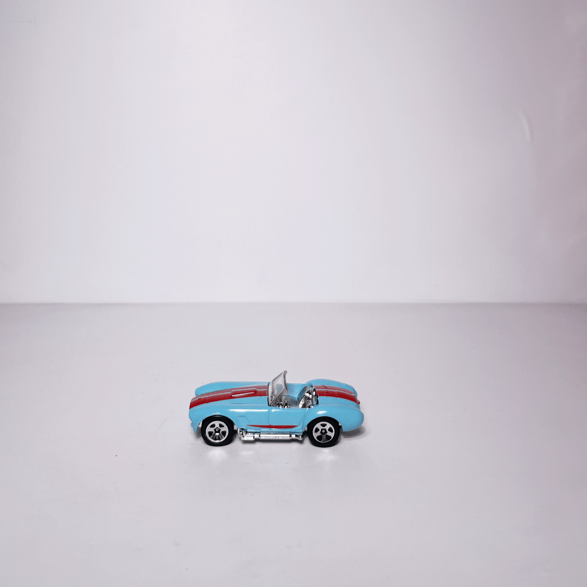 1:64 Cobra Blue