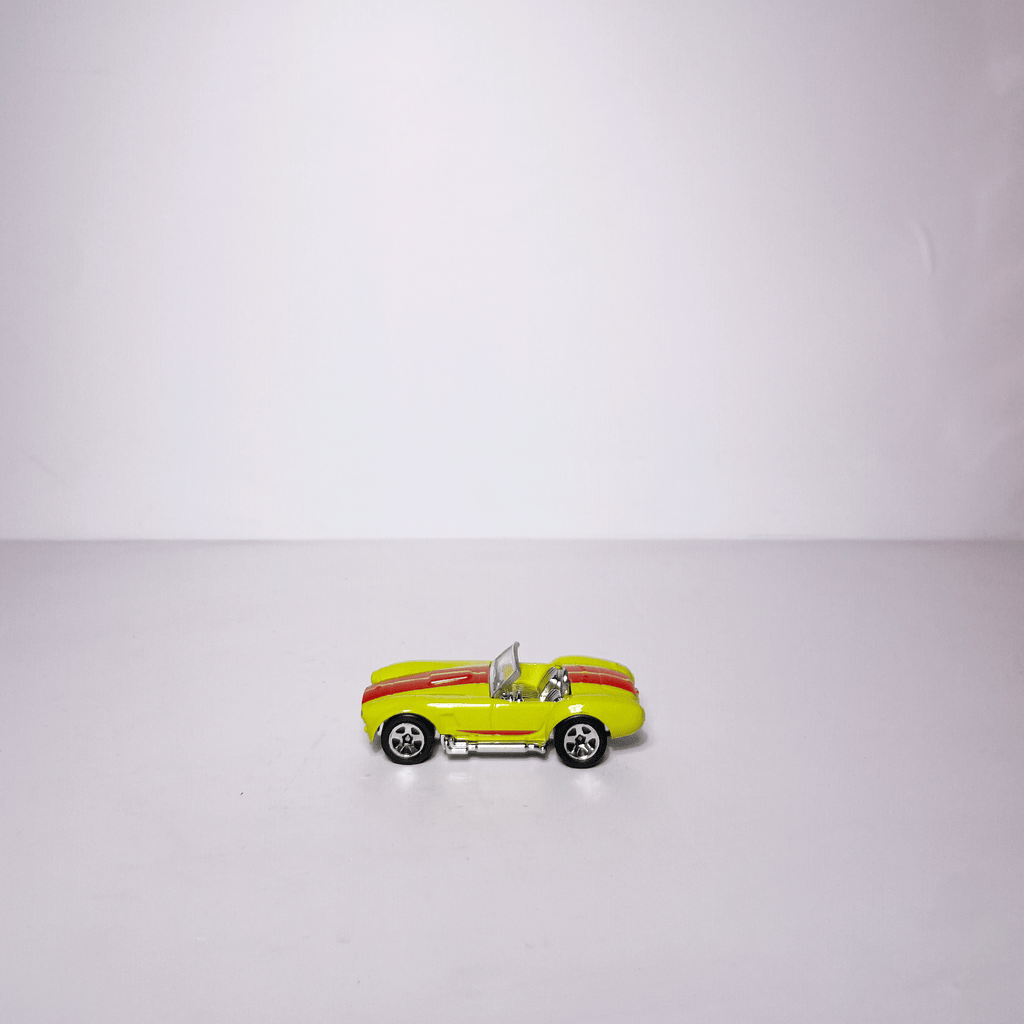 1:64 Cobra Lime green