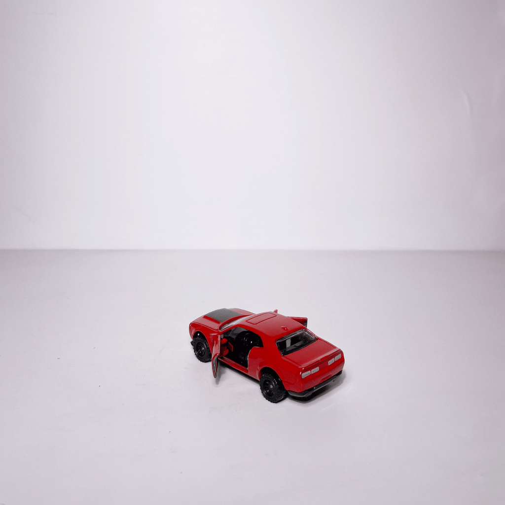 1:64 Dodge Red