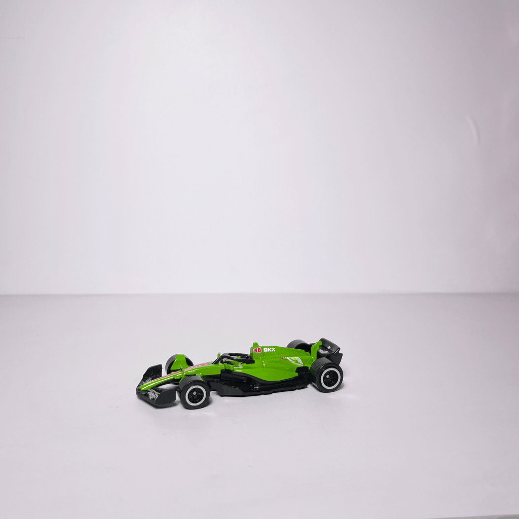 1:64 F1 Model Green
