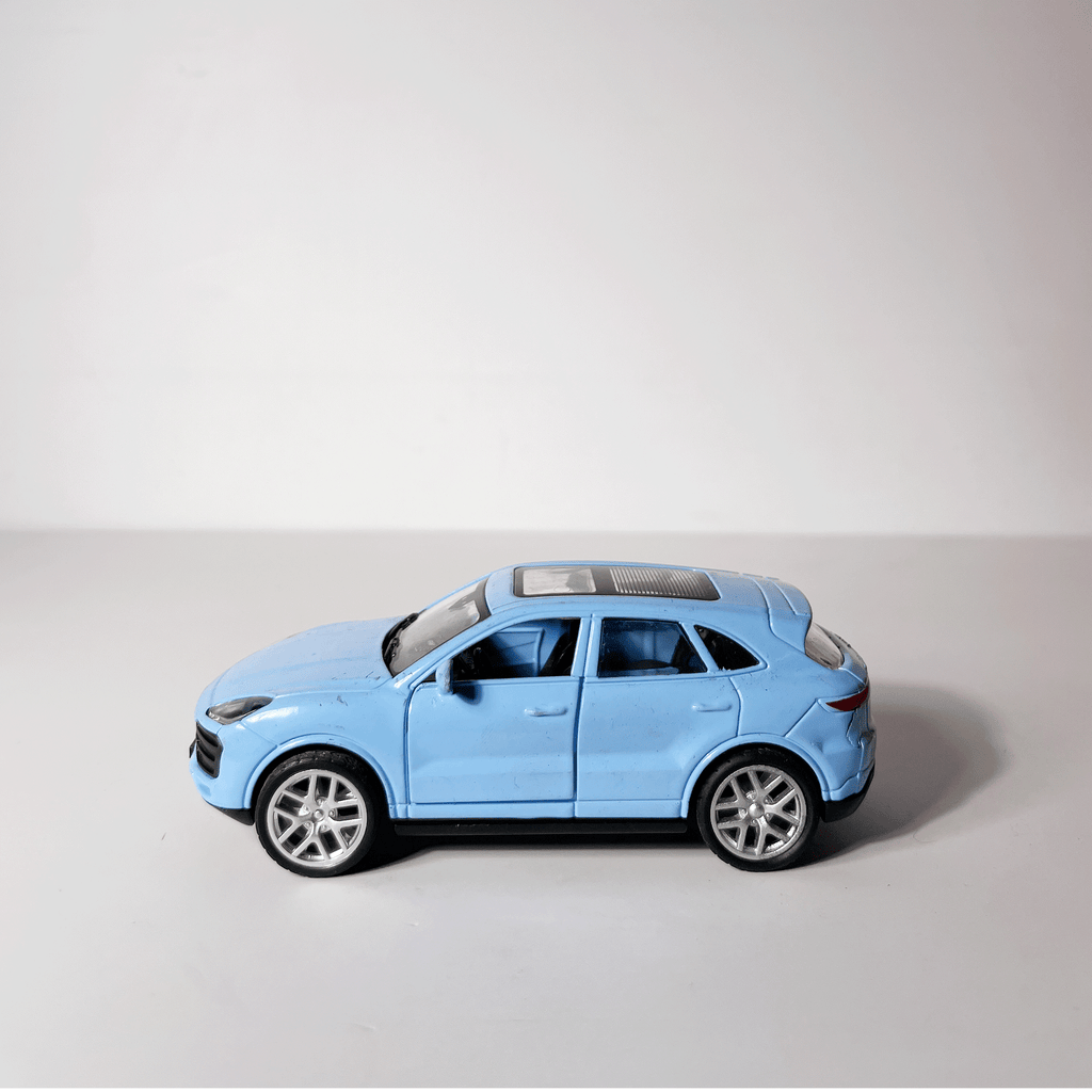 1:43 Porche kayne Metal Diecast Car Blue