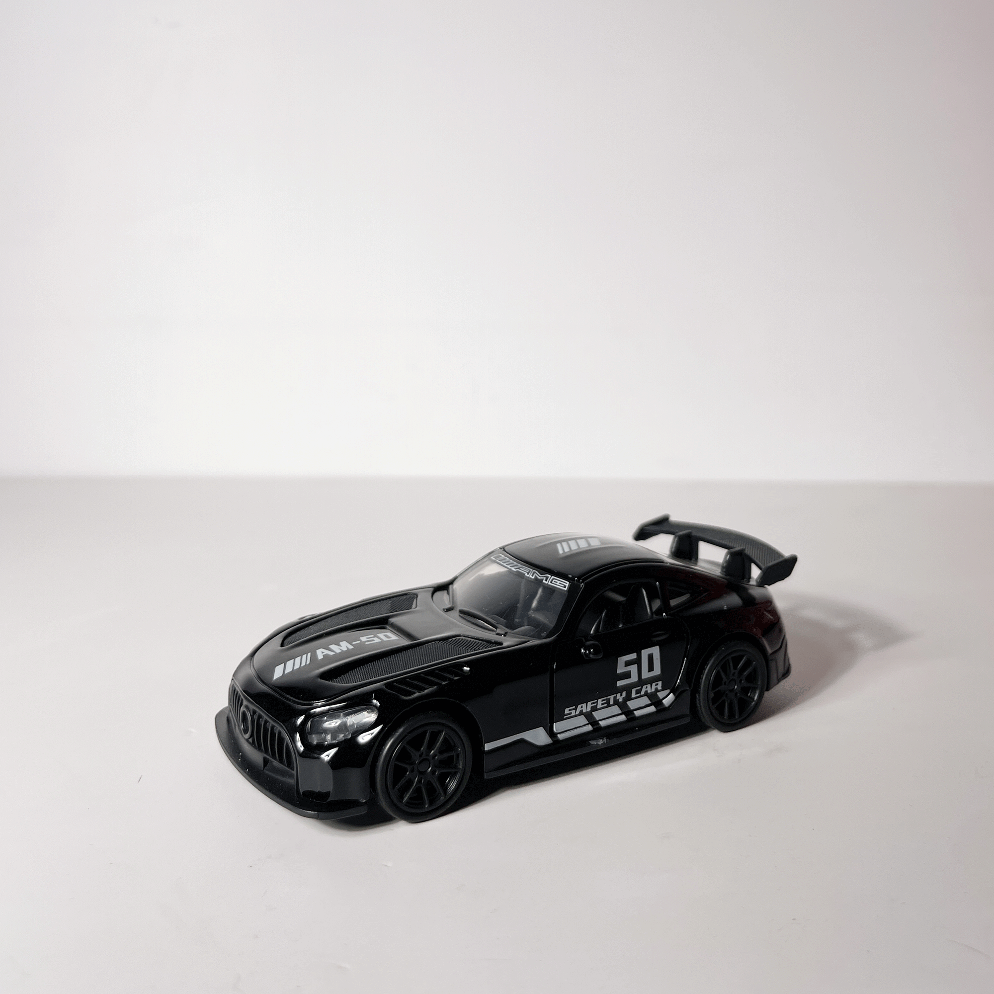 1:43 AMG Black 2026