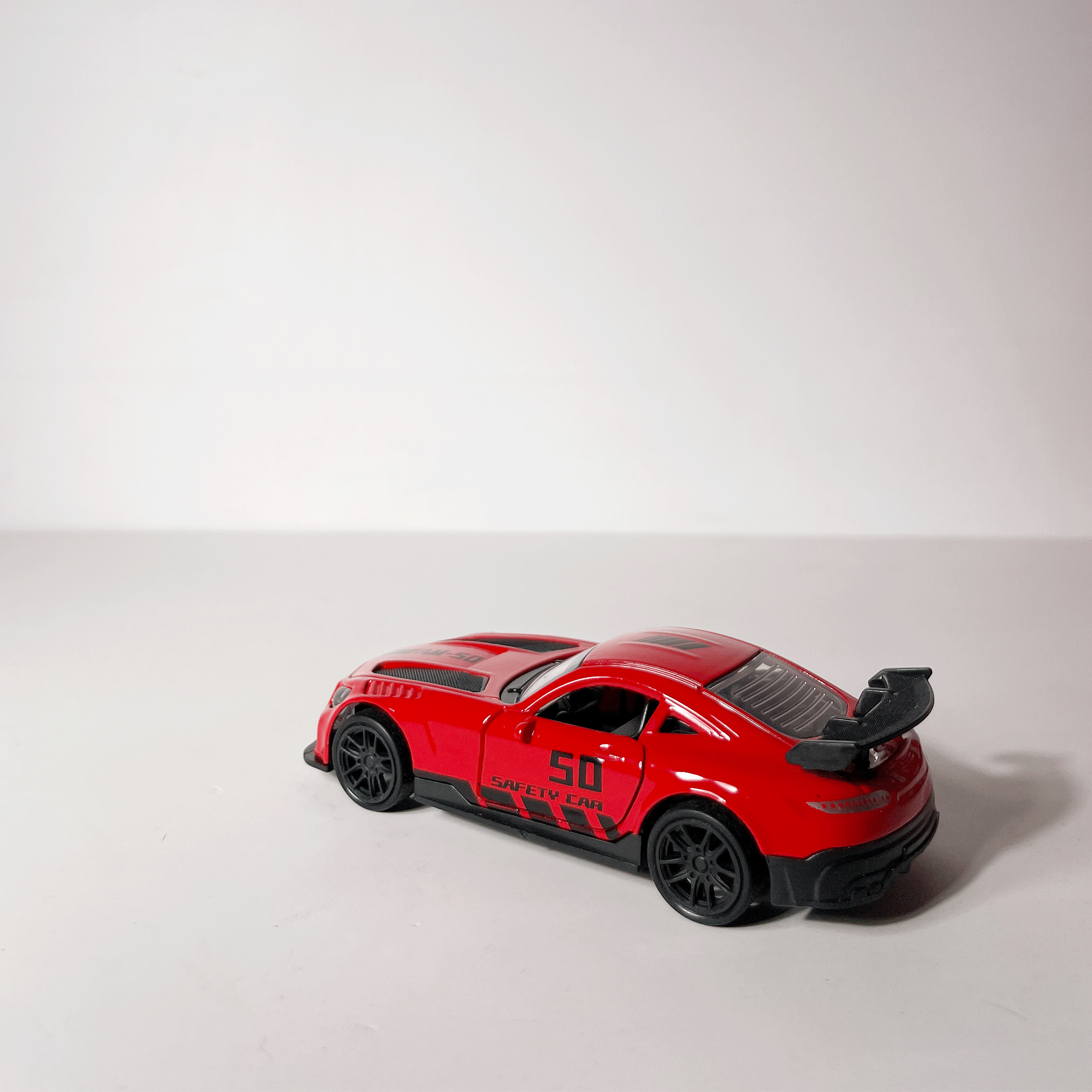 1:43 AMG Red 2026