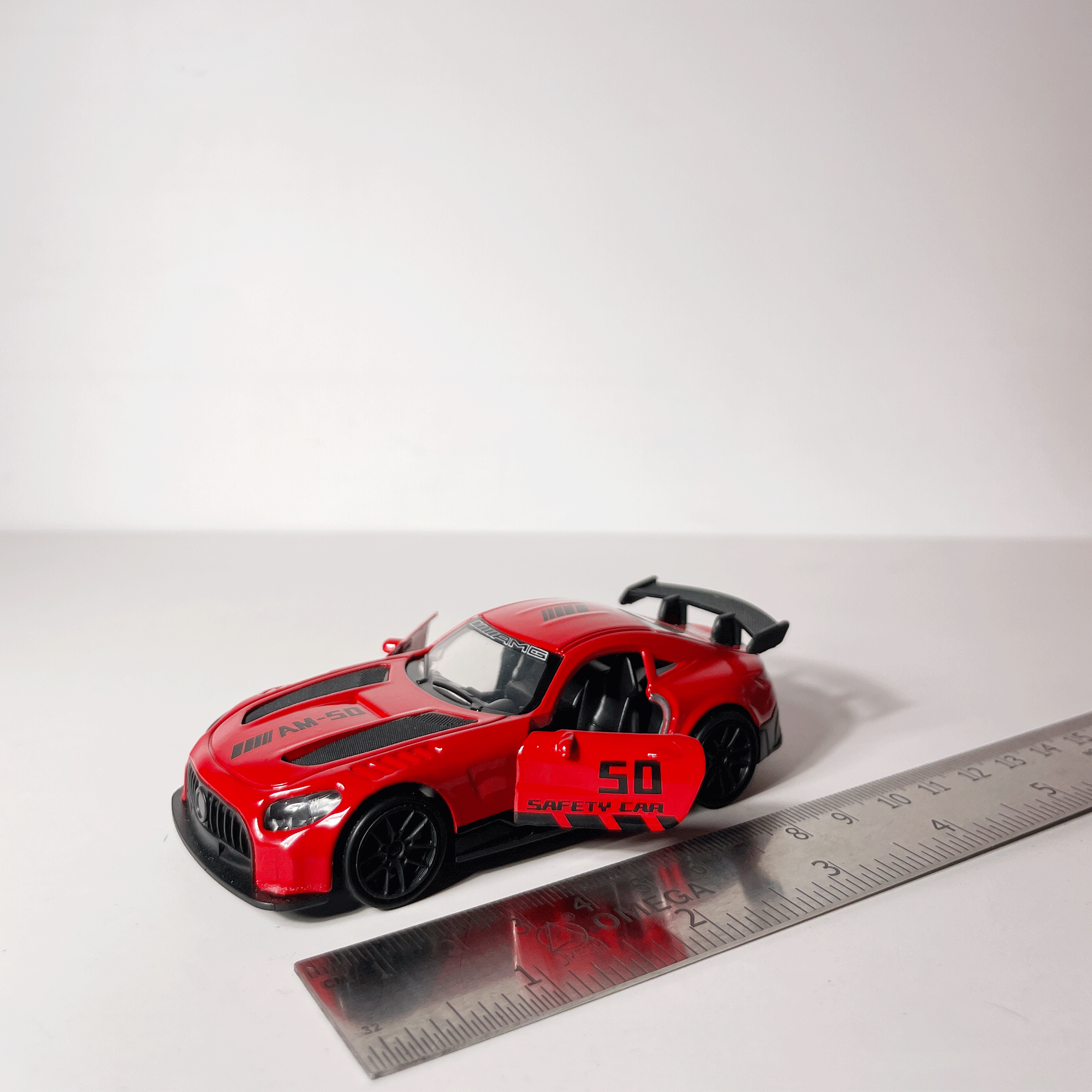 1:43 AMG Red 2026