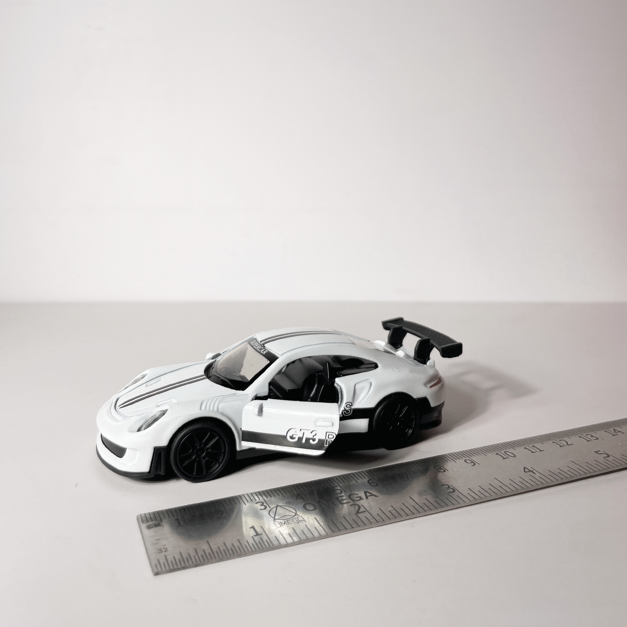 1:43 Porche GT3rs with Graphics