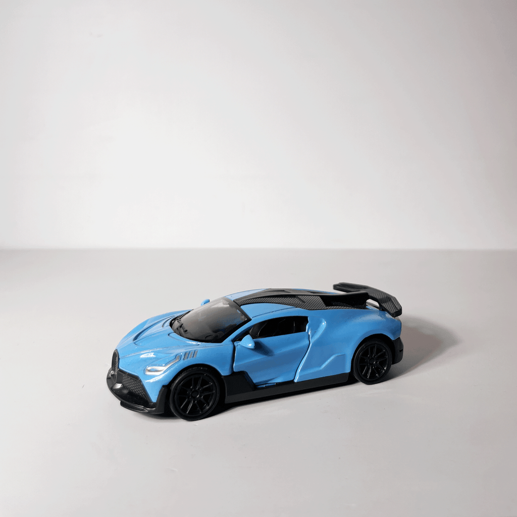 1:43 Buggati Blue
