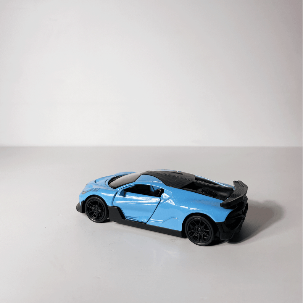 1:43 Buggati Blue