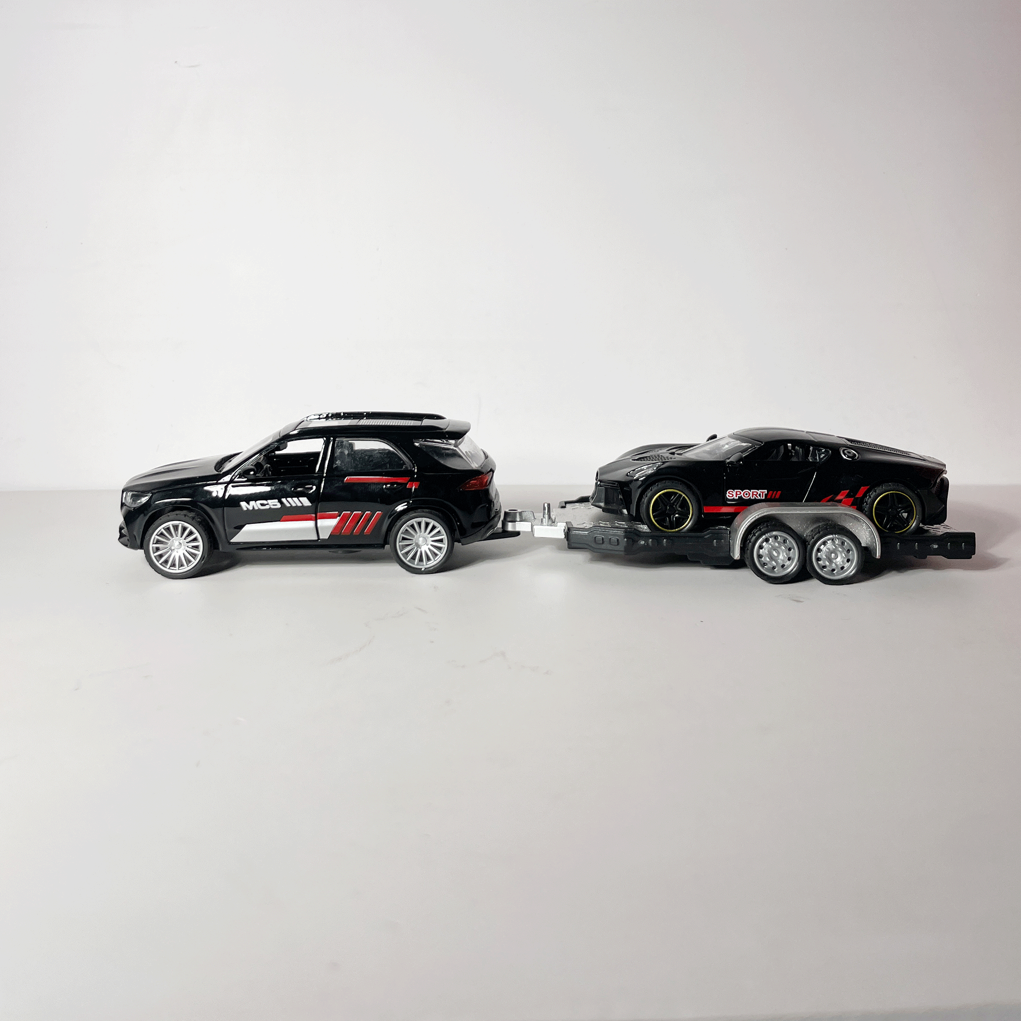 1:43 Black SUV with Hypercar Trailer Diecast Model Car Set