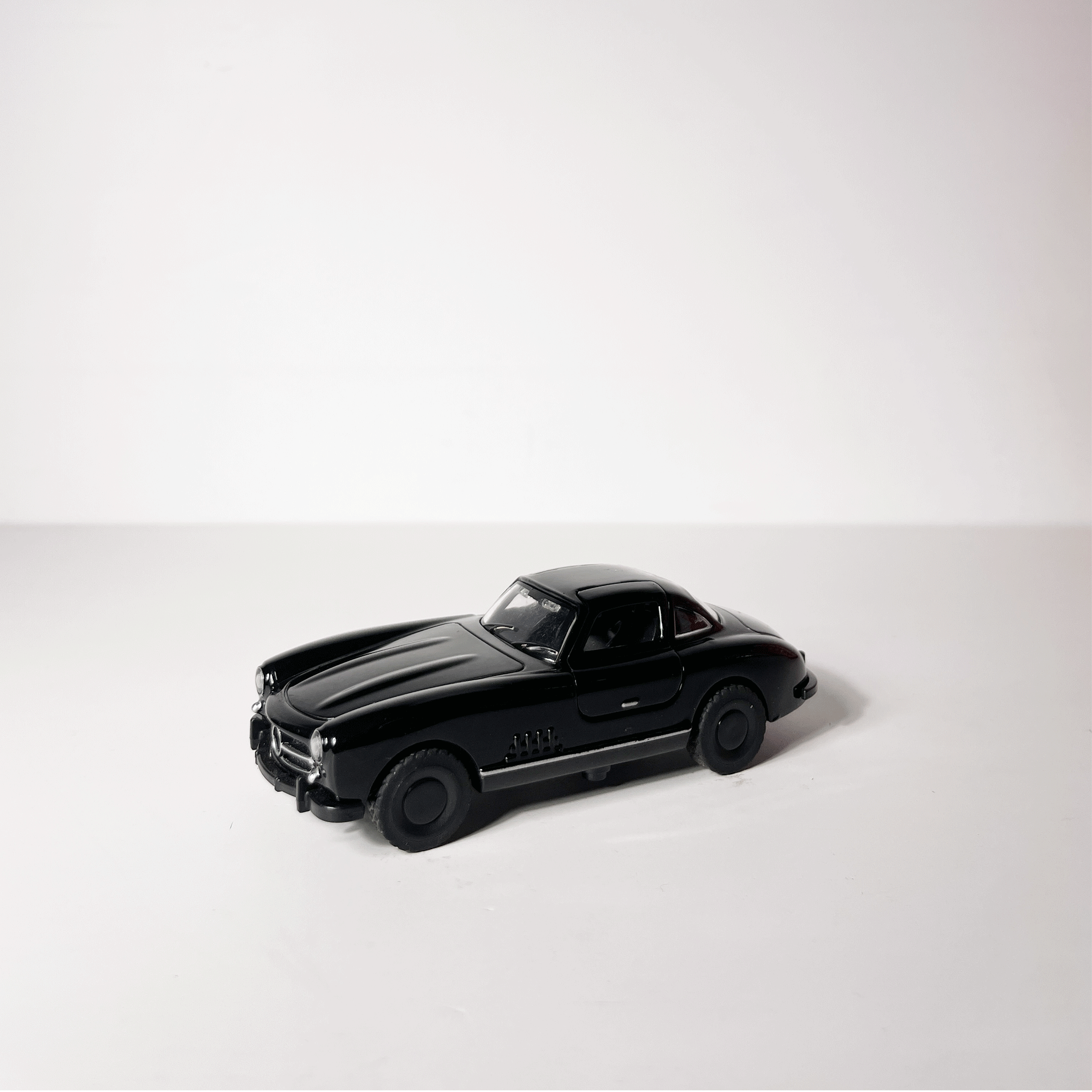 1:43 Benz SLS Black