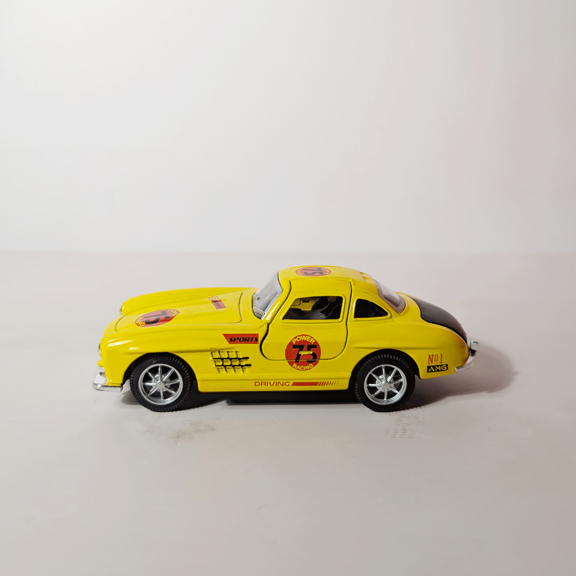 1:36 Benz SLS Yellow with Graphics