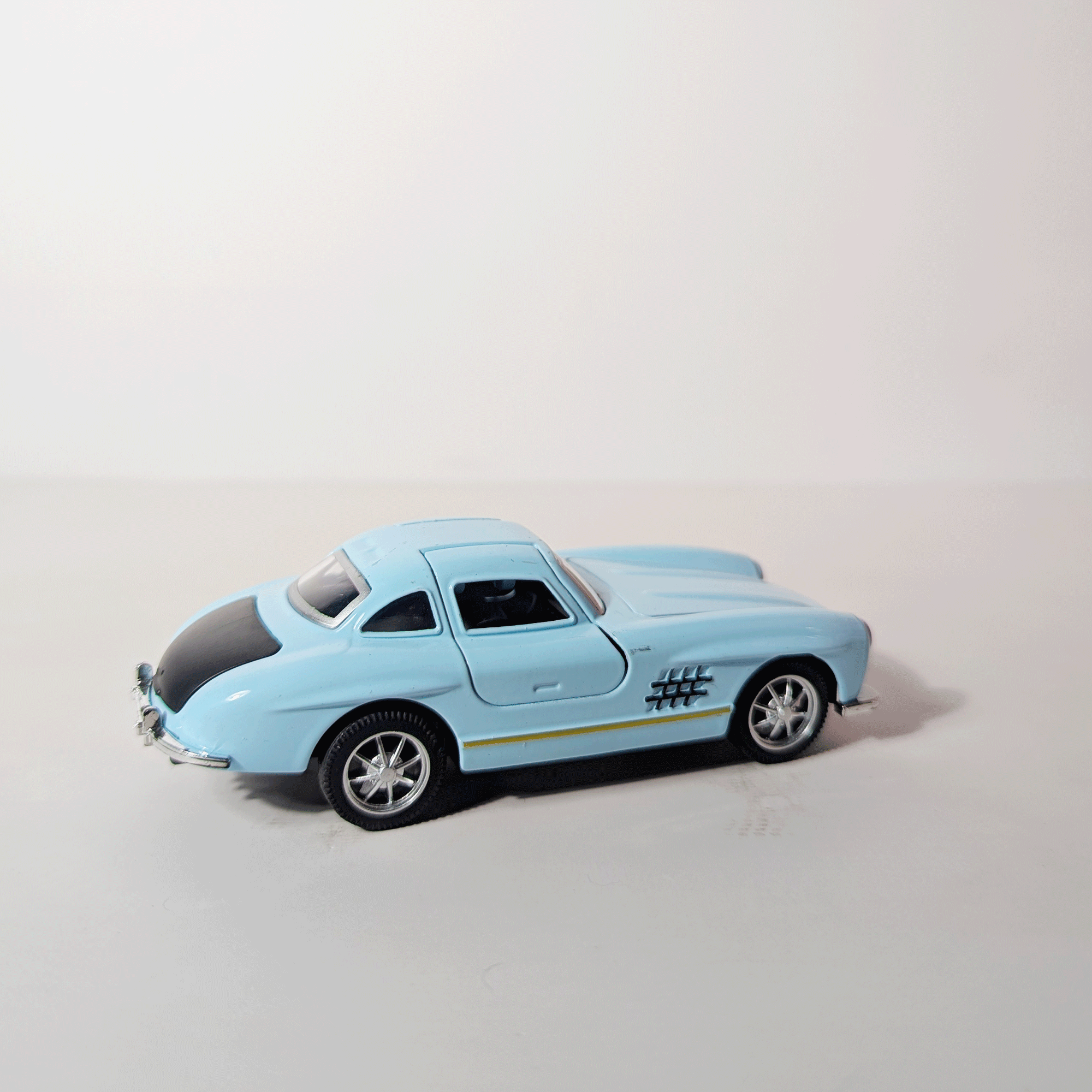 1:36 Benz SLS Sky Blue