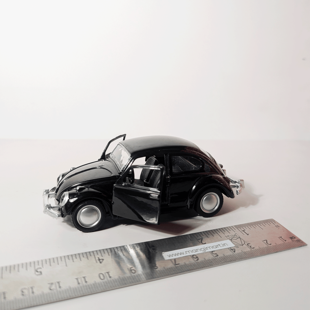 1:36 Beetle Black