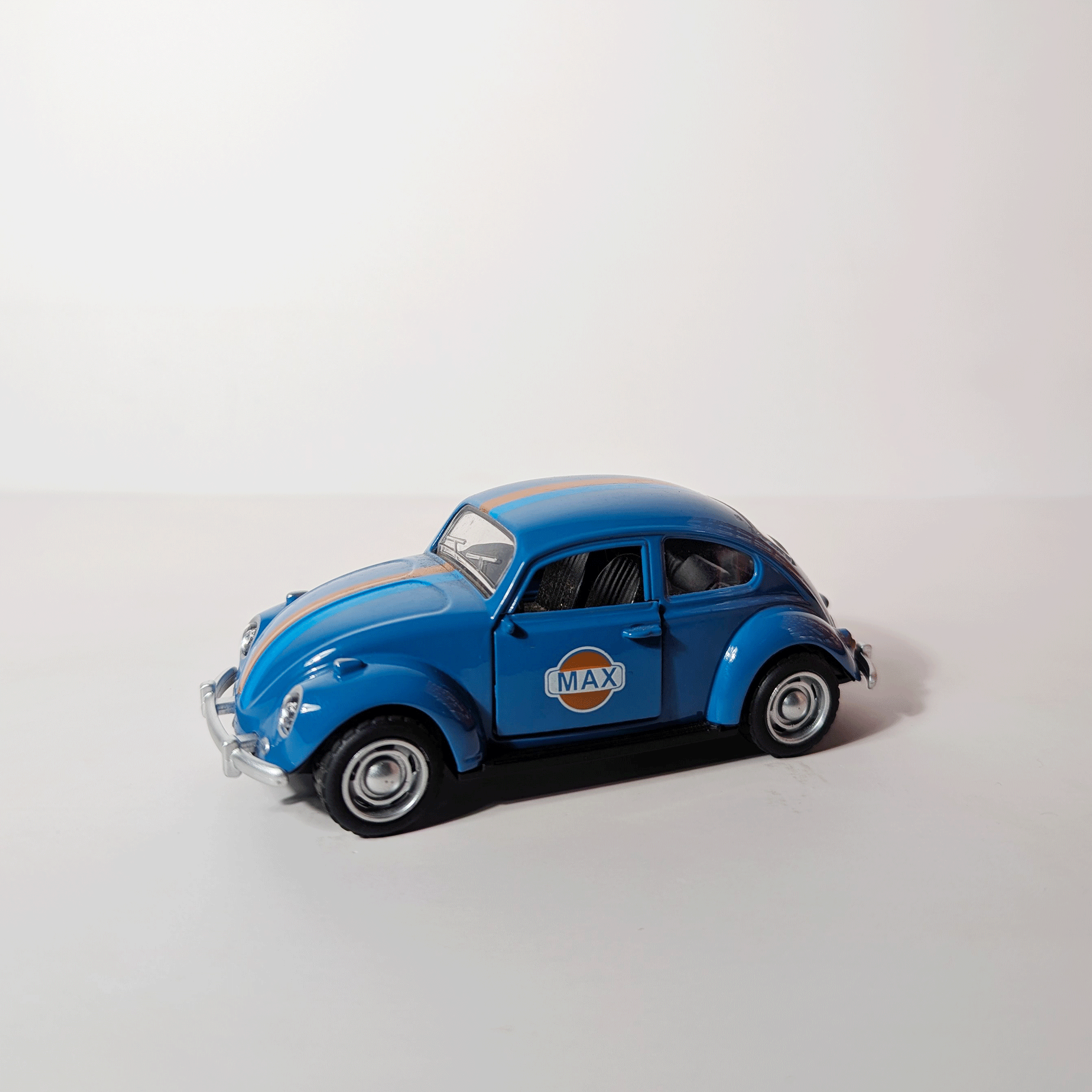 1:36 Beetle Blue with graphics